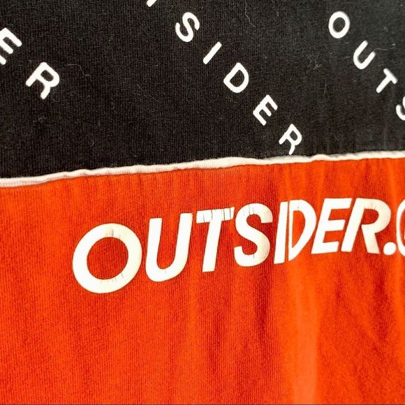 🌟 CROPP “Outsider” T Shirt Regular Fit Size L - Picture 3 of 5